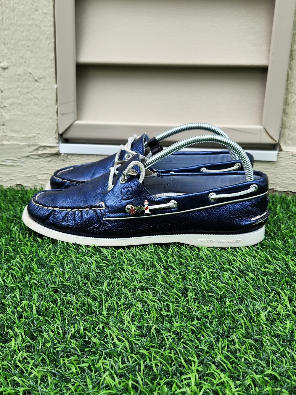 Sperry Top-Sider Metallic Blue Leather Women's Boat Shoes Charms Size 9.5